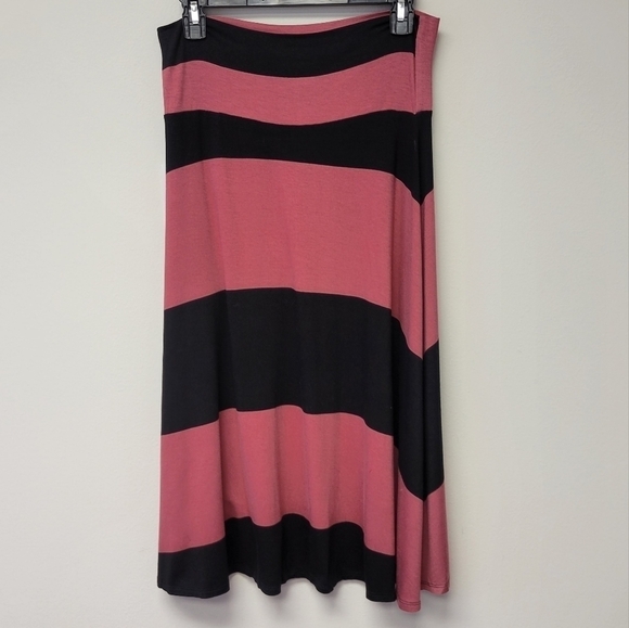 Lularoe Azure stripe A-line Skirt pink black M - Picture 2 of 7